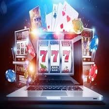 Antarmuka aplikasi kasino mobile fantastic4d menampilkan pasar Liga 1 dan opsi pembayaran DANA